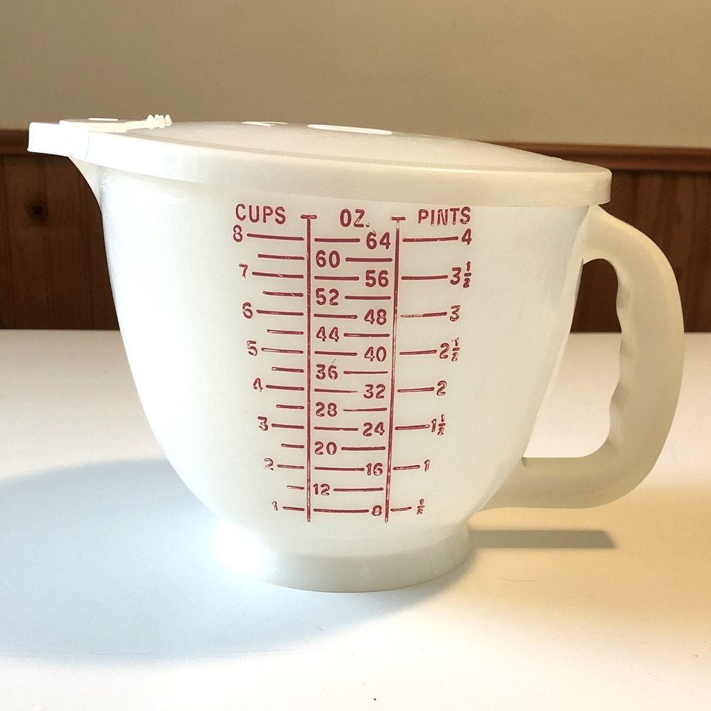 Vintage Tupperware Mix-N-Stor 8 Cup 2 Quart Measuring Pitcher Bowl with Lid